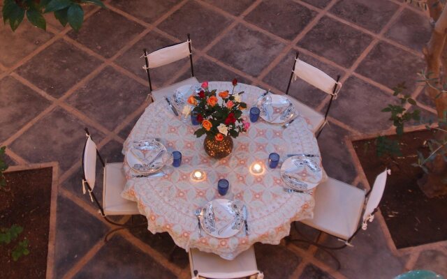 Riad Essaada