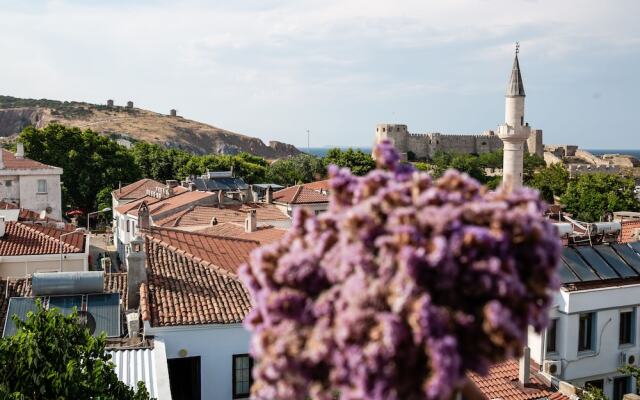 Bozcaada Fahri Hotel