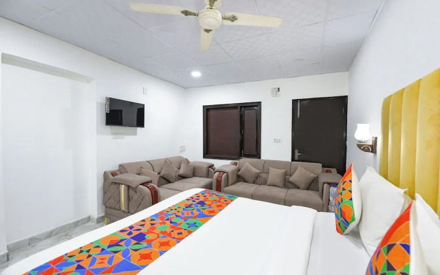 Fabhotel Golden Key Inn
