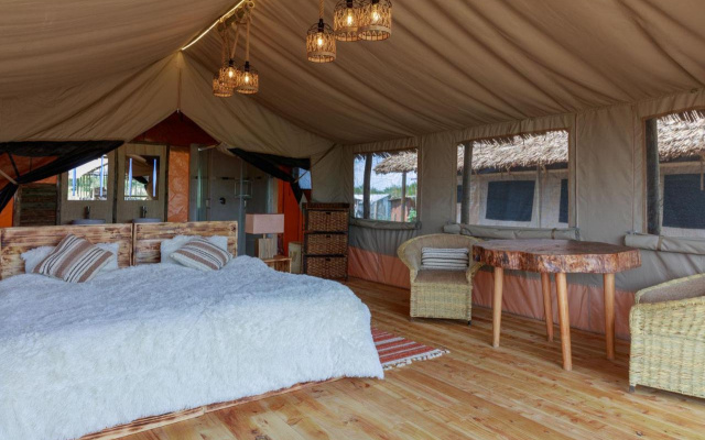 Glamping Kenya Mt. Kenya Lodge