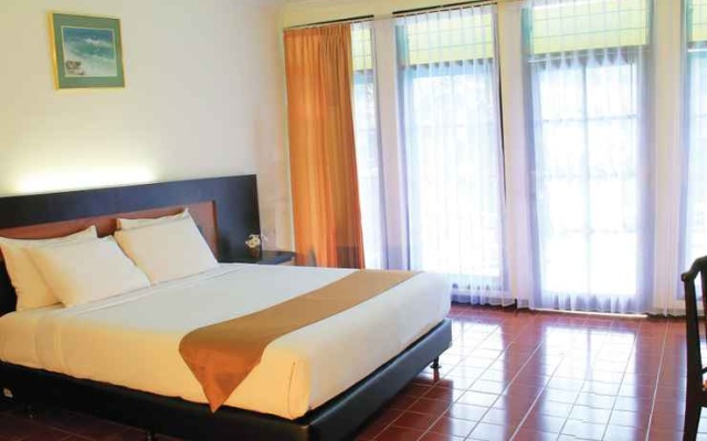 Danau Toba International Cottage Berastagi – Guest Rooms – Berastagi