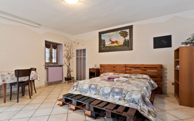 Snug Apartment in Frazione Sessant With Veranda