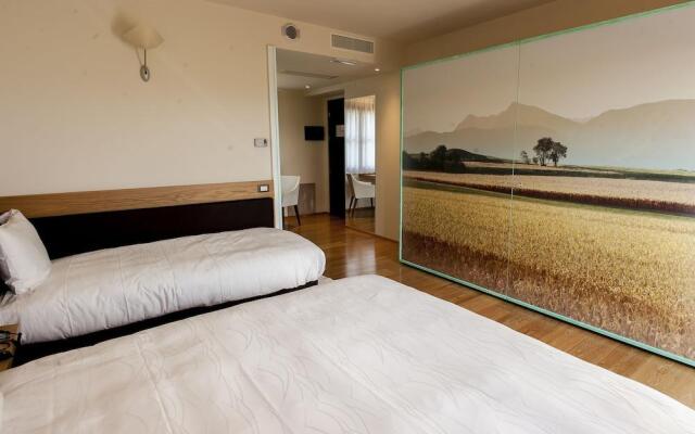 Elliot Osteria e Dormire in collina