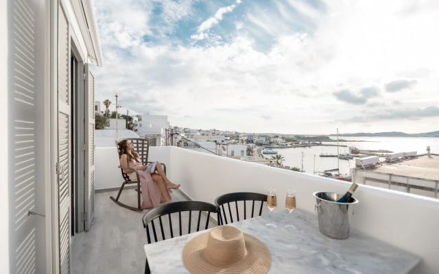 Mariet Naxos Elegant Suites