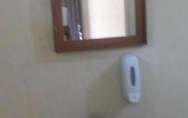 Hostel Edelma