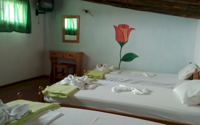 Amaranthos Skiathos View