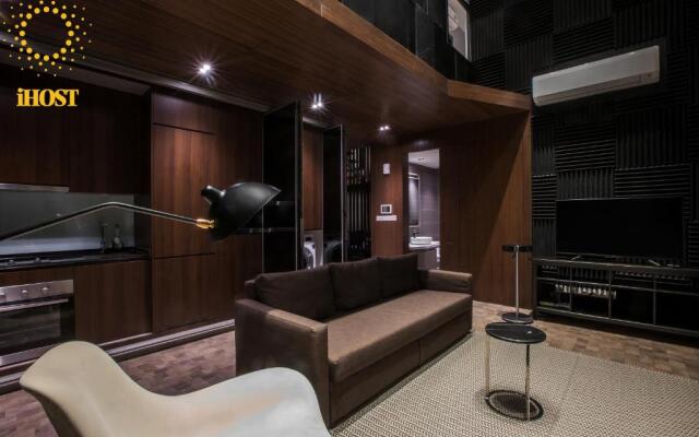 Expressionz Suites by V&C