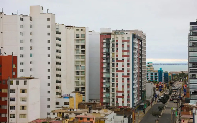 Oceanview 10th Floor Fam Apt W/ Great Common Areas