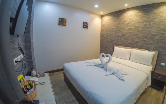 Rainbow Sky Hotel Samet