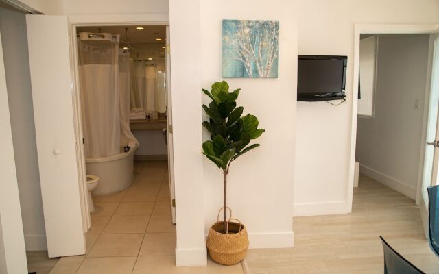 Allure Suites
