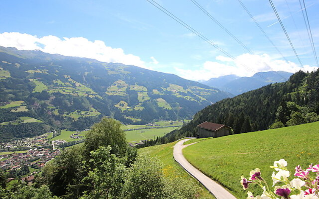 Marina Aschau im Zillertal