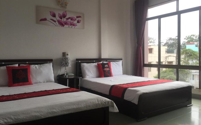 Gold Star Hotel