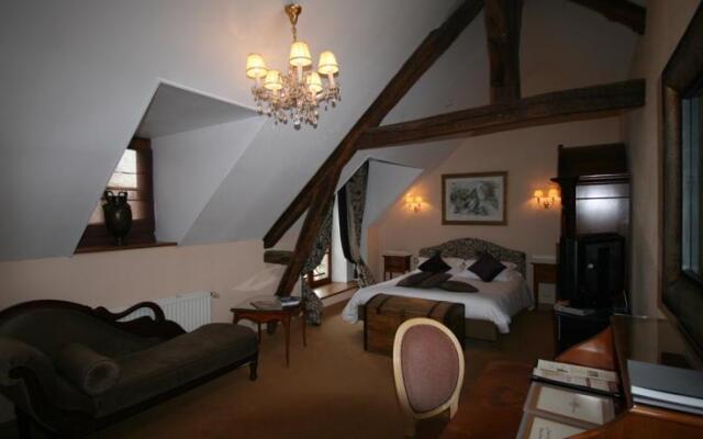 Chateau De Barive