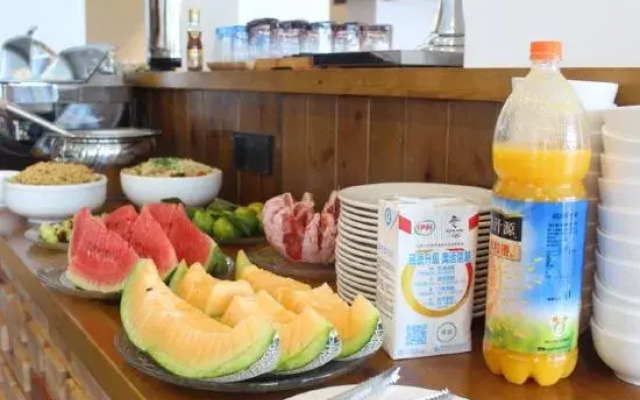 Just Life Inn (Zixing Dongjiang Lake Bailang Scenic Spot)