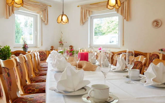 Waldhotel Tannmuehle