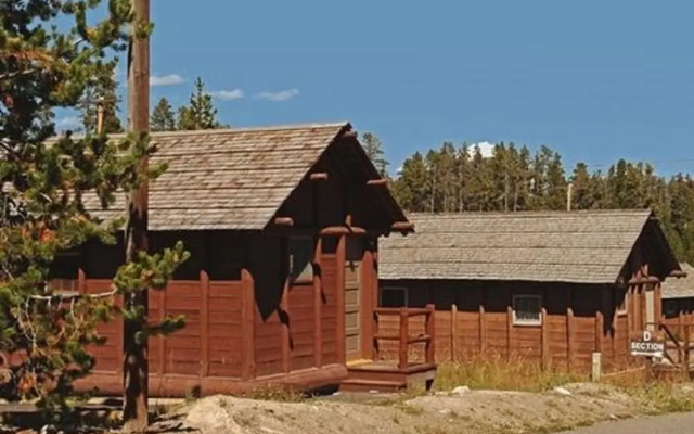 Lake lodge