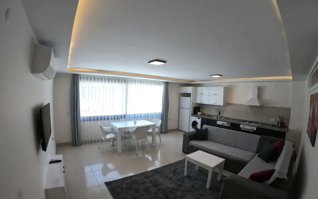 Daliann Elite Aparts