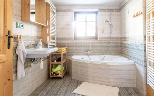 Villa in Rudnik With Pool & Sauna Retreat