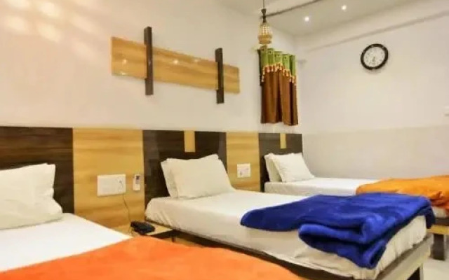 Hotel Madhav