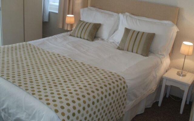 Gumfreston Hotel