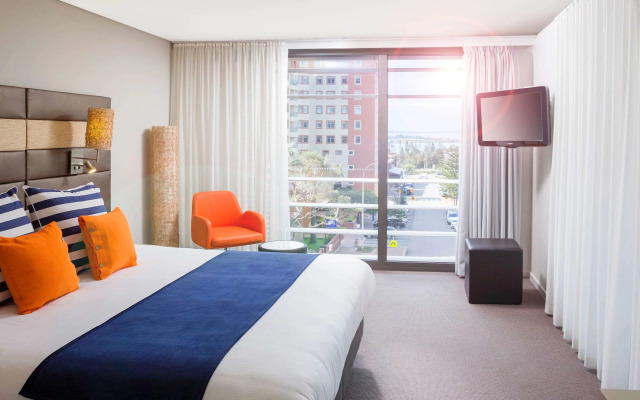 Novotel Newcastle Beach