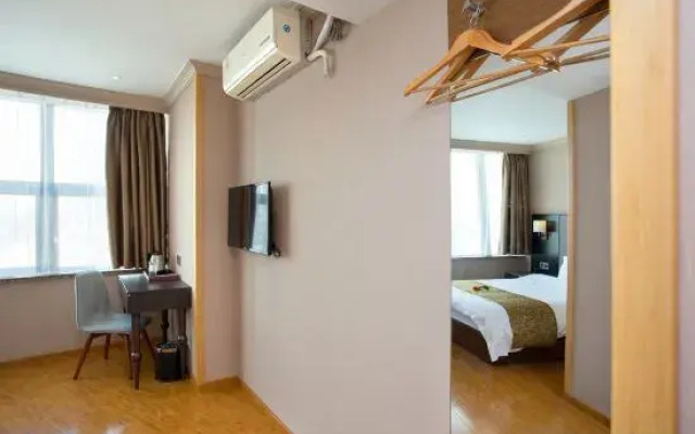 Sushi Select Hotel (Hongmei Road Subway Station)