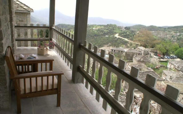 Mikro Papigo 1700 Hotel & Spa