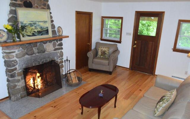 Still Point Lodge & Cottages