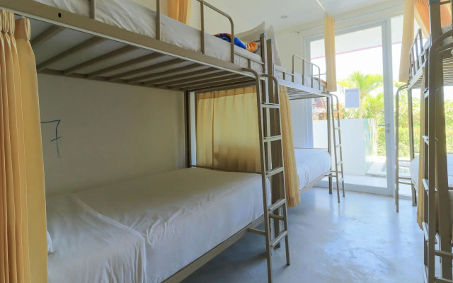Margarita Surf Hostel Canggu