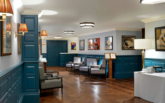 University Arms, Autograph Collection