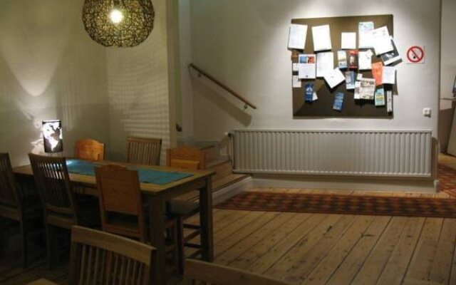 Castanea Old Town Hostel