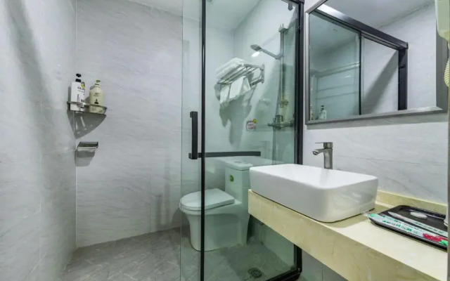 Ying Feng Yuan Hotel