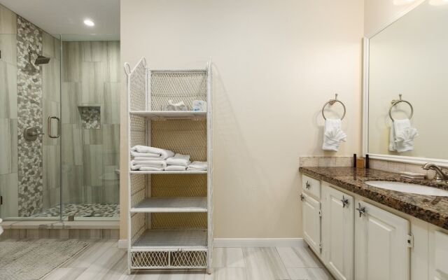 3409 Galveston - 4 Br Home