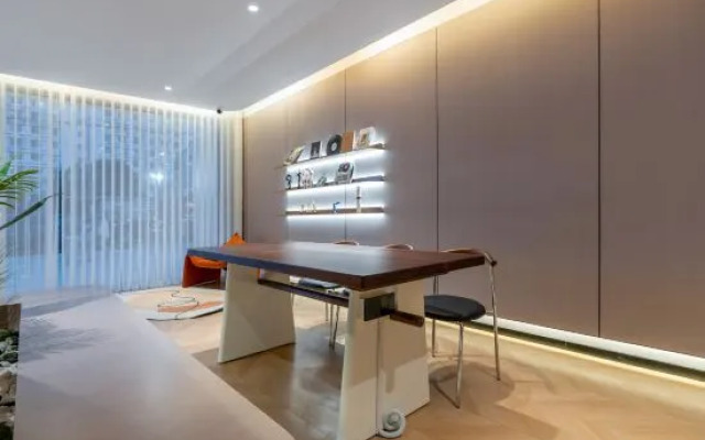 Sushi Hotel