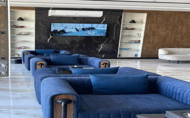 Niyama Land Hotel