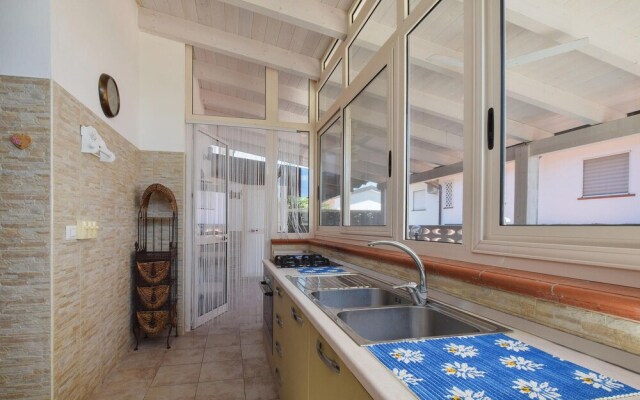 Stunning Home in Roseto Capo Spulico With 4 Bedrooms