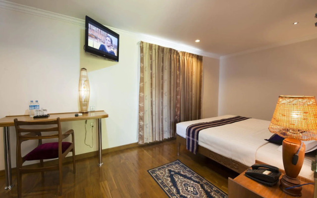 Thurizza Hotel
