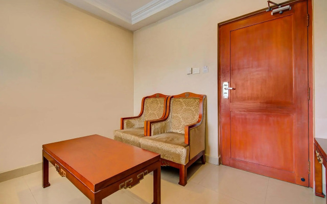 Metro Grand Hotel