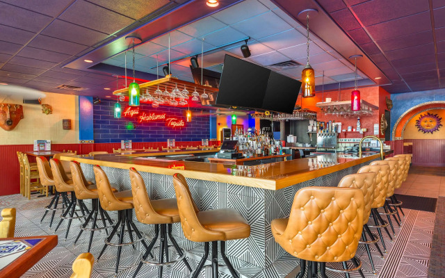 Comfort Inn & Suites Logan International Airport