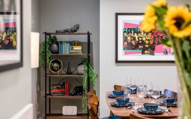 Host Apartments Catharine Quarters IV
