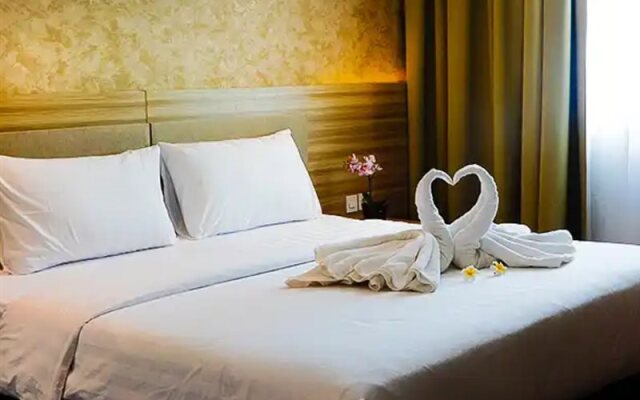 Maleo Town Square Hotel