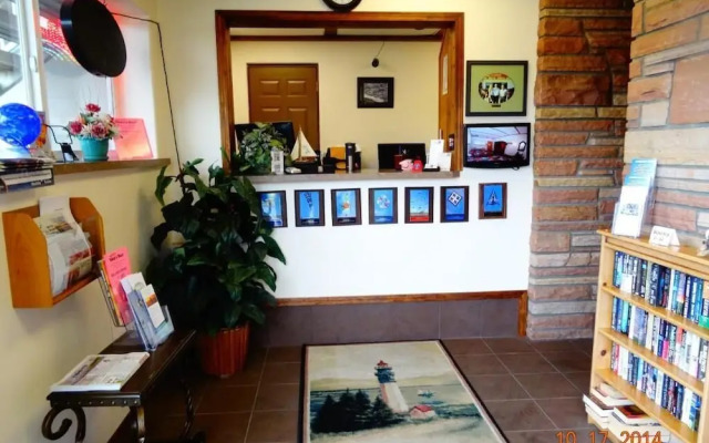 Breakers Boutique Inn