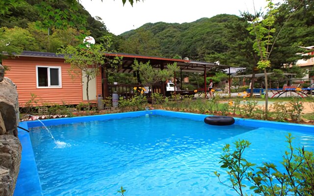 Gapyeong Iris Pension