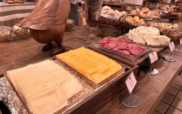 Kubitschek Plaza Hotel