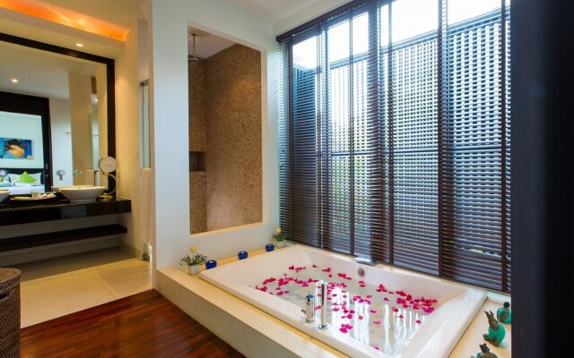 Kata Gardens Penthouse Seaview with Pool 8C
