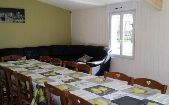 Gîte Saint-Léonard-des-Bois, 8 pièces, 15 personnes - FR-1-410-224