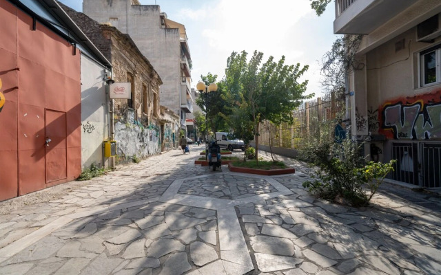 Petit Keramikos Studio - Historic Center