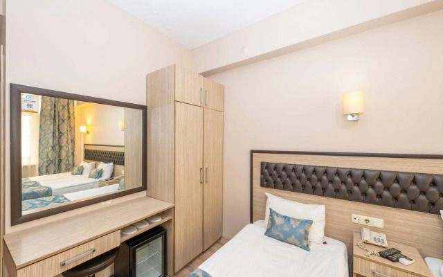 Tugra Hotel