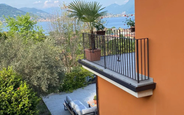 teresita in baveno with 3 bedrooms and 2 bathrooms