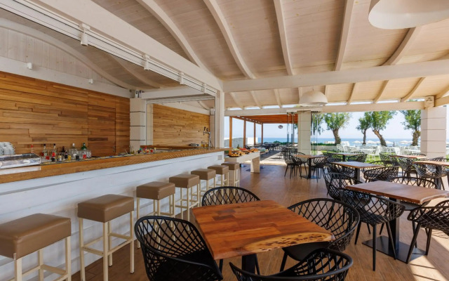 Malia Bay Beach Hotel & Bungalows